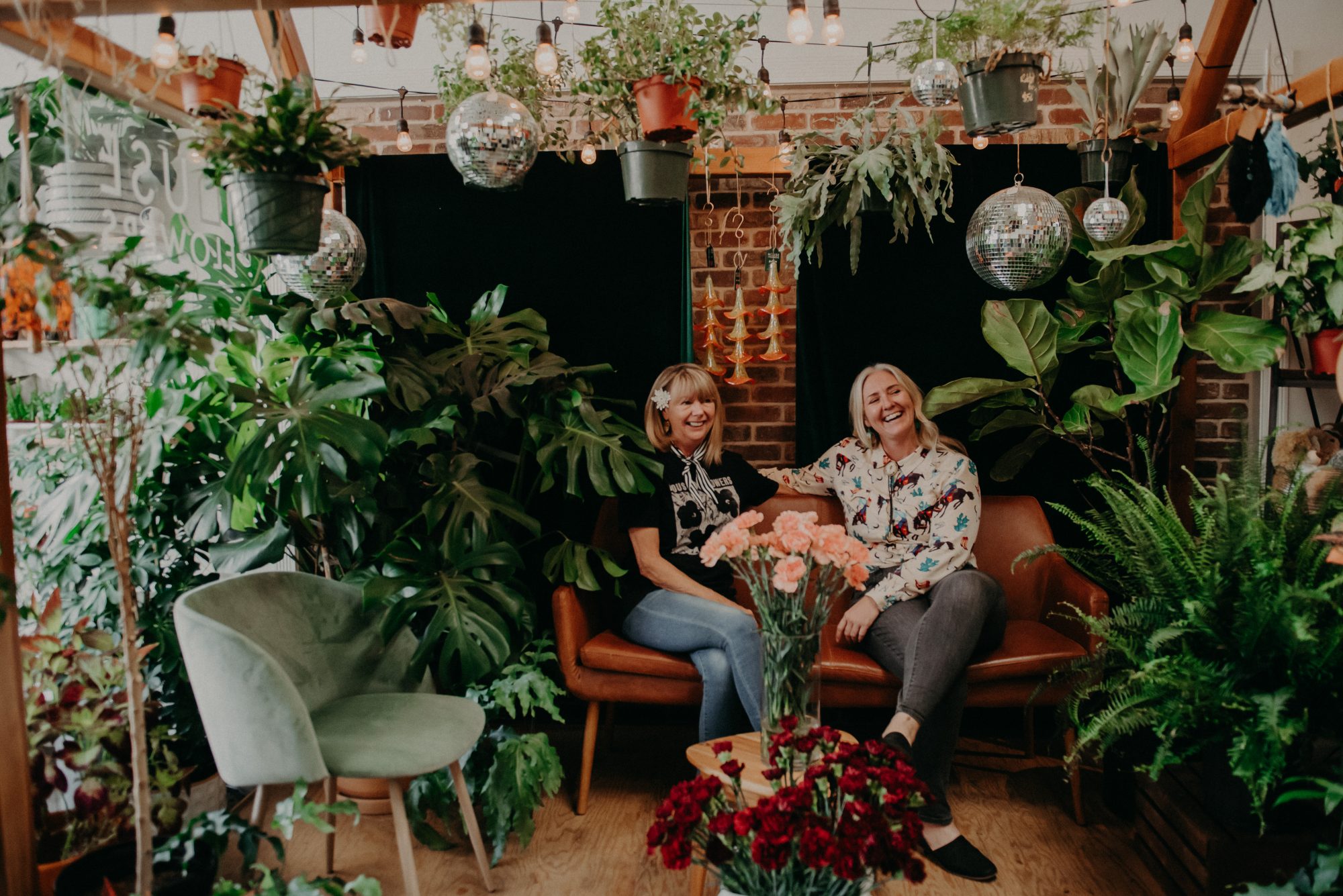 Image of Diana and Amanda Klawitter, owners of House of Flowers. 